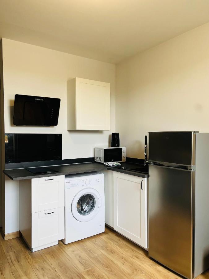 Chez Oma I 1 Appartement Independant Opi I 3 Chambres Privatives Avec Salle D Eau Et Salon Commun Cuisine Commune Wc Commun Patio Commun Авіньйон Екстер'єр фото