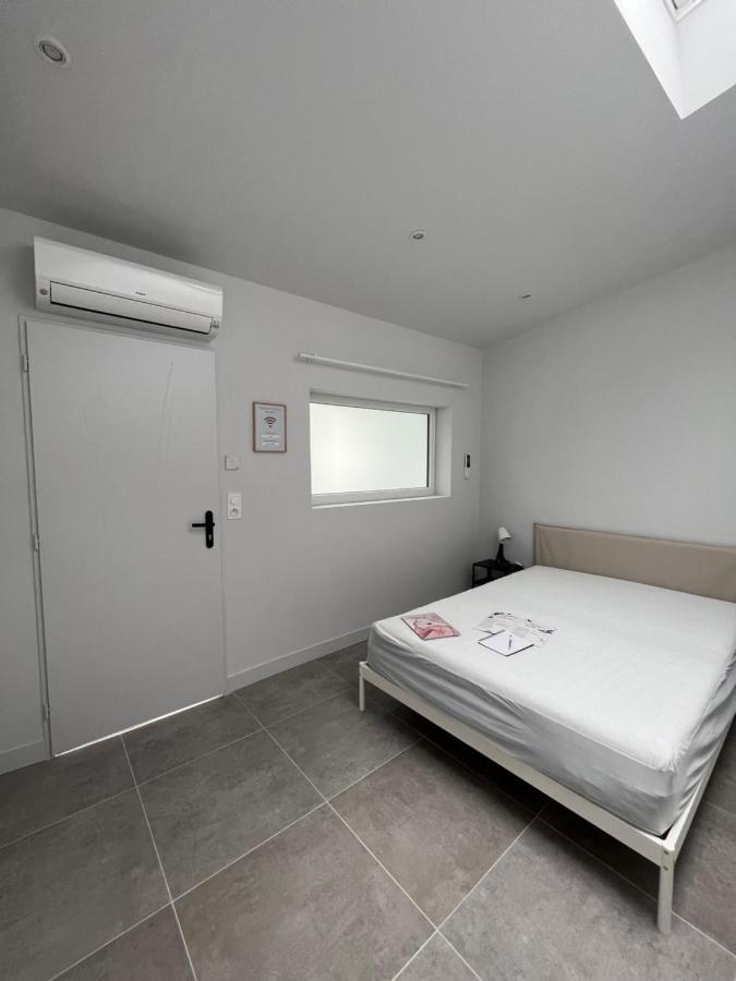 Chez Oma I 1 Appartement Independant Opi I 3 Chambres Privatives Avec Salle D Eau Et Salon Commun Cuisine Commune Wc Commun Patio Commun Авіньйон Екстер'єр фото